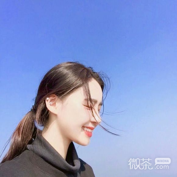 微信时尚高冷女生头像