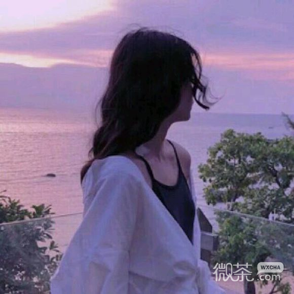 微信深沉洒脱网红女生头像