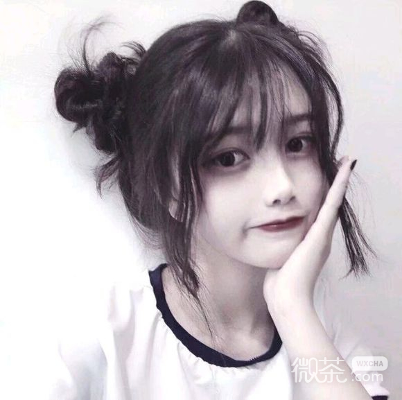 微信深沉洒脱网红女生头像