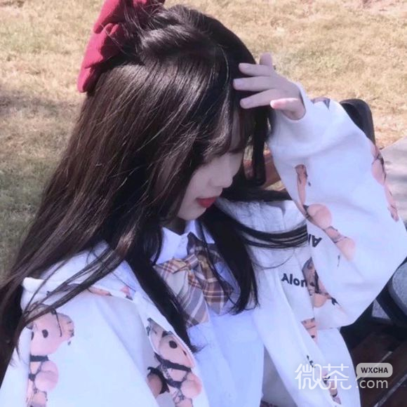 微信深沉洒脱网红女生头像