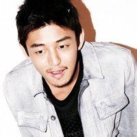 成熟帅气的微信中年男人头像