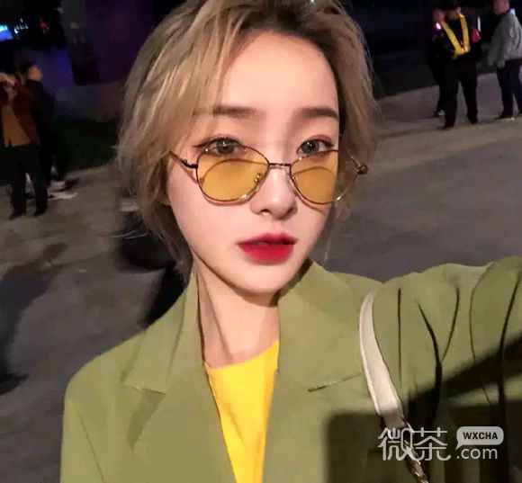 佛系长发时尚女生头像
