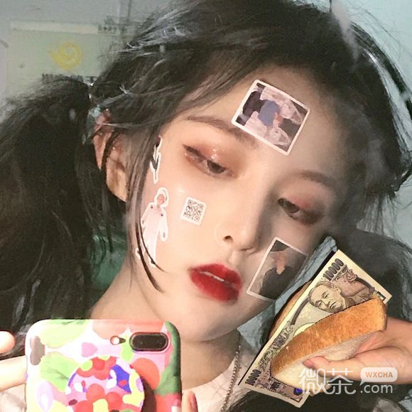 深沉佛系激萌女生头像