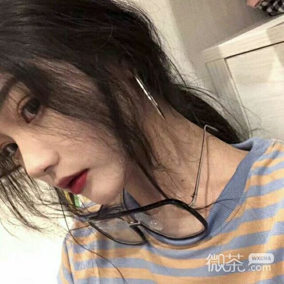 深沉佛系激萌女生头像