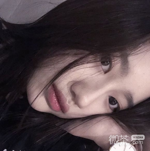 时尚激萌洒脱女生头像