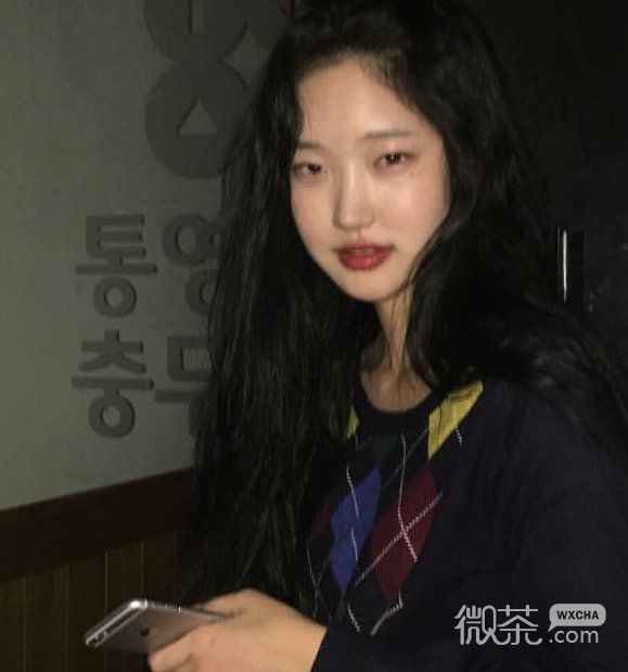 洒脱激萌女生头像