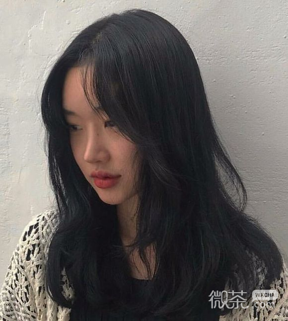 洒脱激萌女生头像