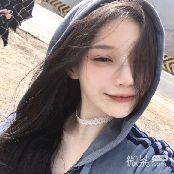 时尚激萌洒脱女生头像