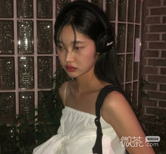 洒脱激萌女生头像