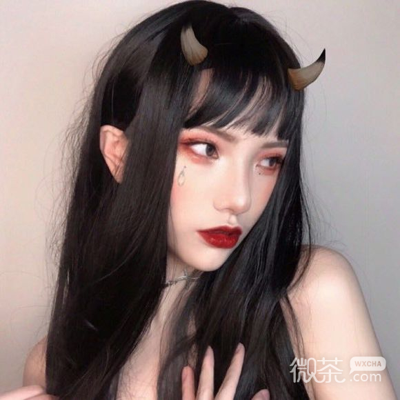 时尚激萌洒脱女生头像