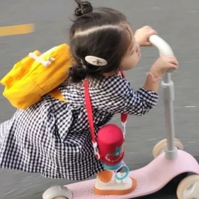奇葩搞怪的微信真人情侣头像