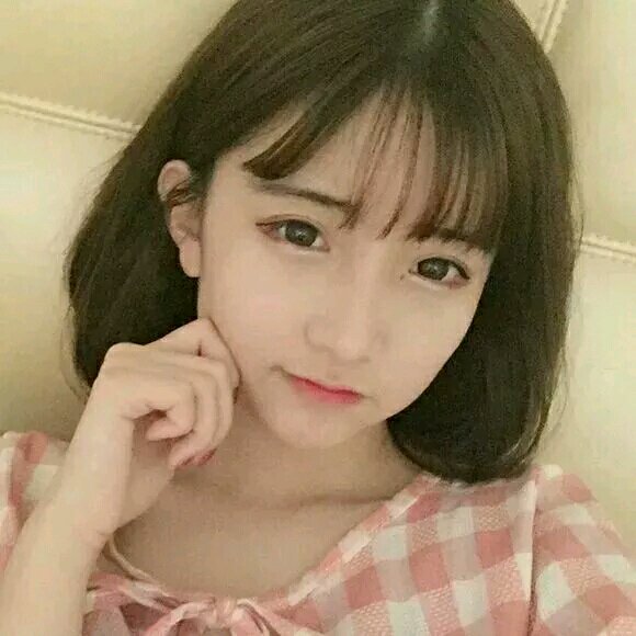 伤感长发时尚女生头像