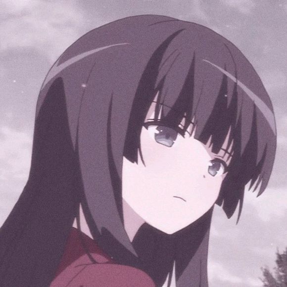 傲娇长发时尚女生头像