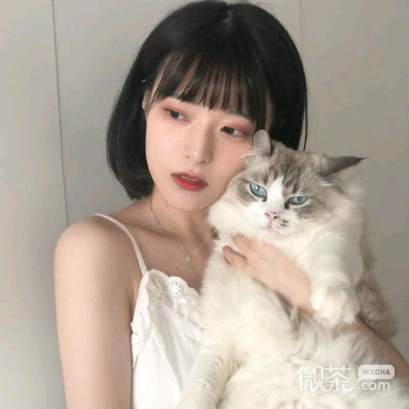 洒脱深沉女生头像