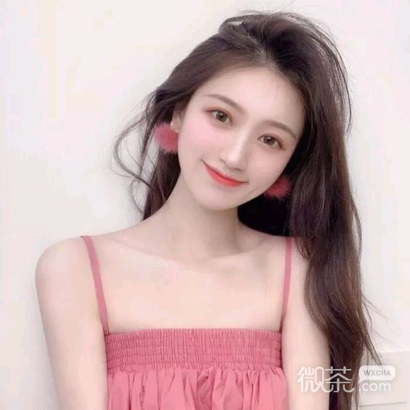 时尚冷酷性感女生头像