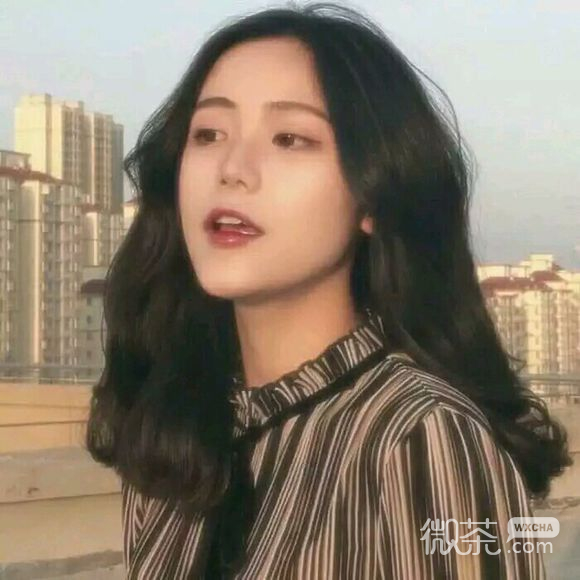 微信高颜值长发御姐女生头像