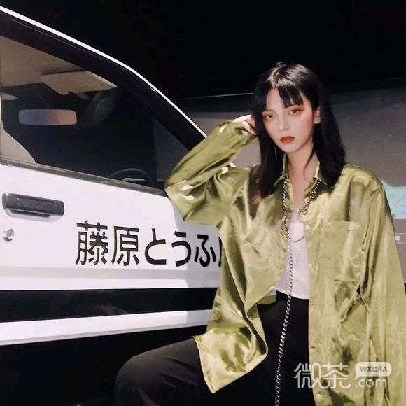 微信高颜值长发御姐女生头像