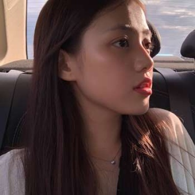 唯美伤感意境的微信女生头像