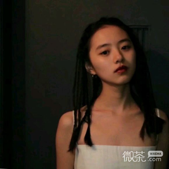 微信高颜值长发御姐女生头像