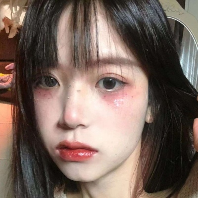 唯美伤感意境的微信女生头像