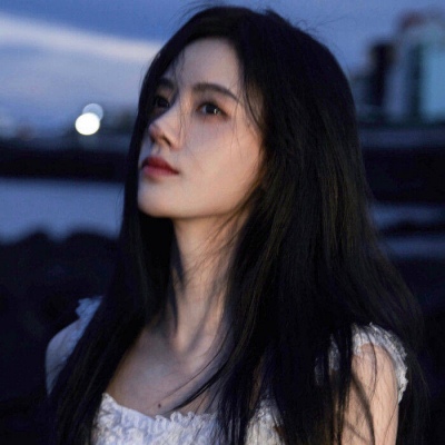 唯美伤感意境的微信女生头像
