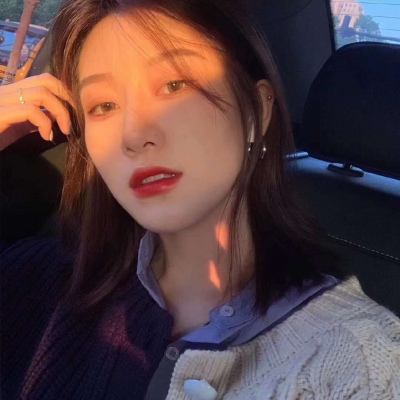 好看迷人的微信网红小姐姐头像