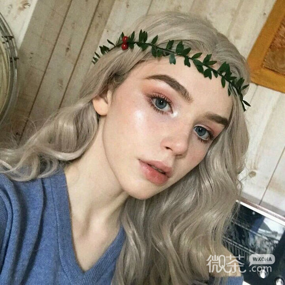 软萌长发女生头像