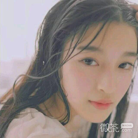 软萌长发女生头像