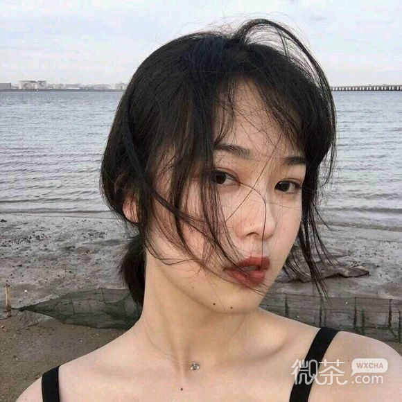 文艺长发御姐女生头像