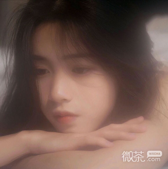文艺长发御姐女生头像