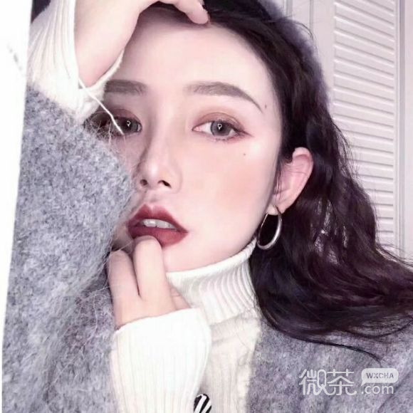 俏皮女生头像