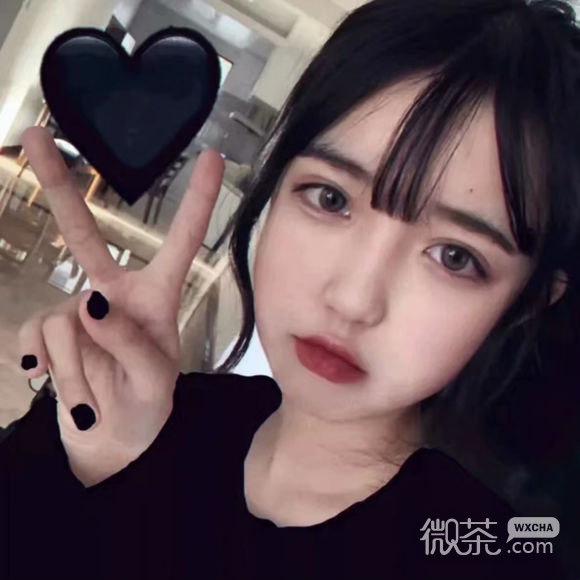 深沉长发女生头像