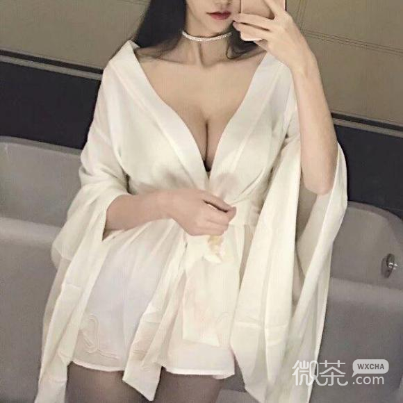 俏皮女生头像