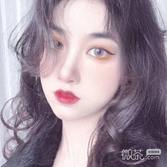 俏皮女生头像