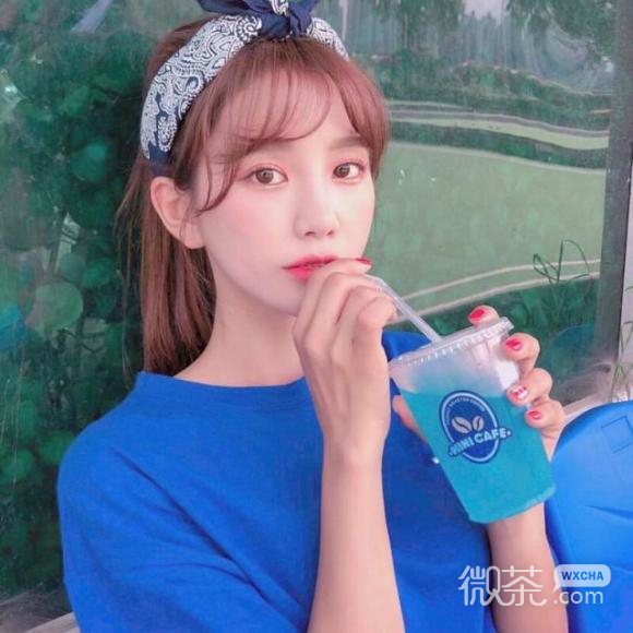 俏皮女生头像