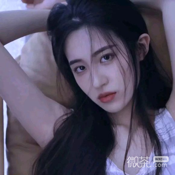 俏皮女生头像