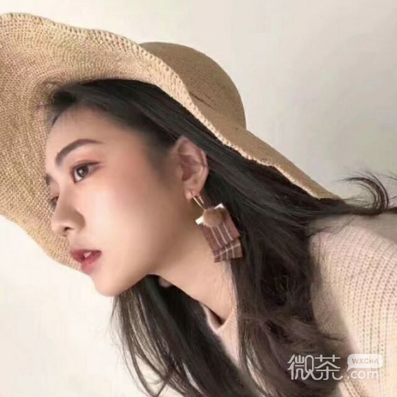 俏皮女生头像
