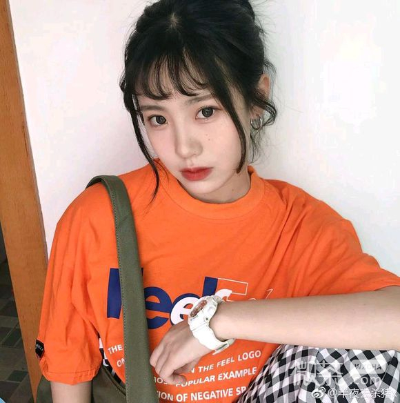微信可爱长发女生头像
