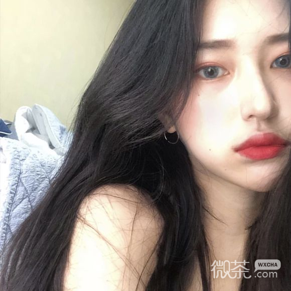 激萌时尚长发女生头像
