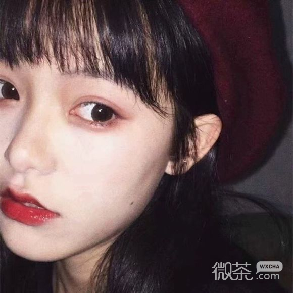 激萌时尚长发女生头像