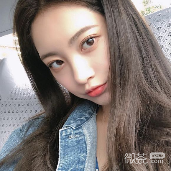 激萌时尚长发女生头像