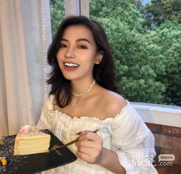 高冷时尚性感御姐女生头像
