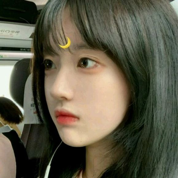 高颜值长发性感女生头像