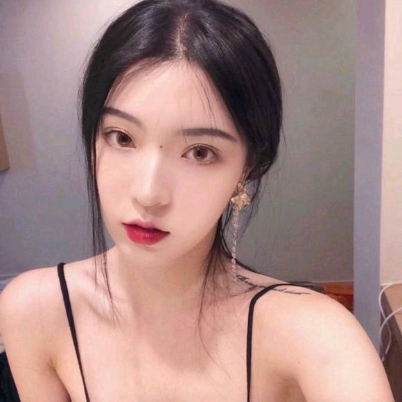 高颜值长发性感女生头像