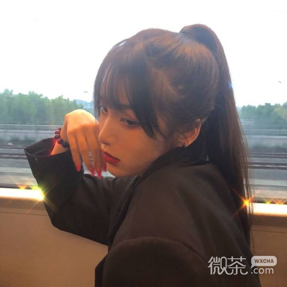 高冷时尚性感御姐女生头像