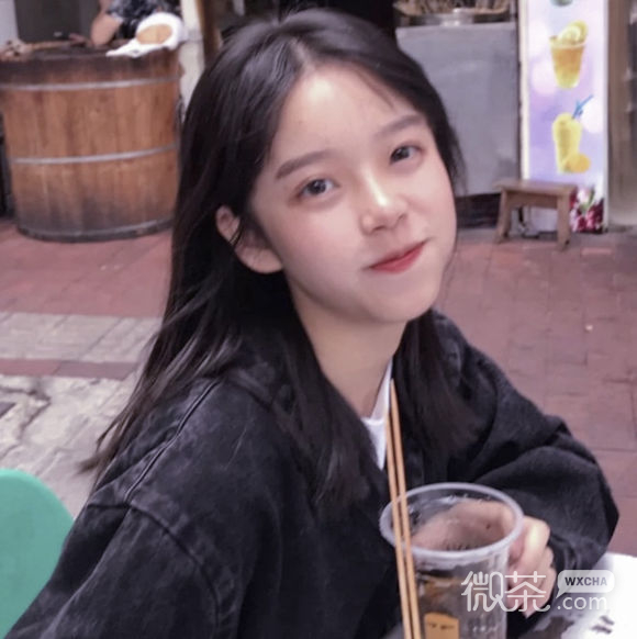 文艺成熟冷酷女生头像