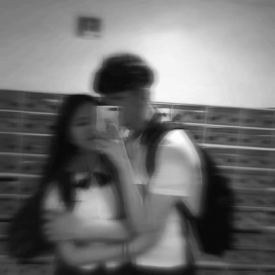 唯美黑白风格的微信情侣头像