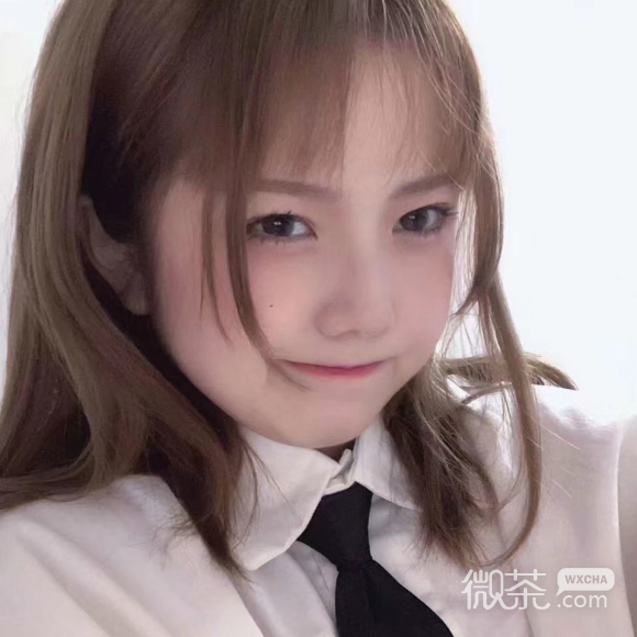 长发阳光时尚性感女生头像