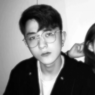 唯美黑白风格的微信情侣头像