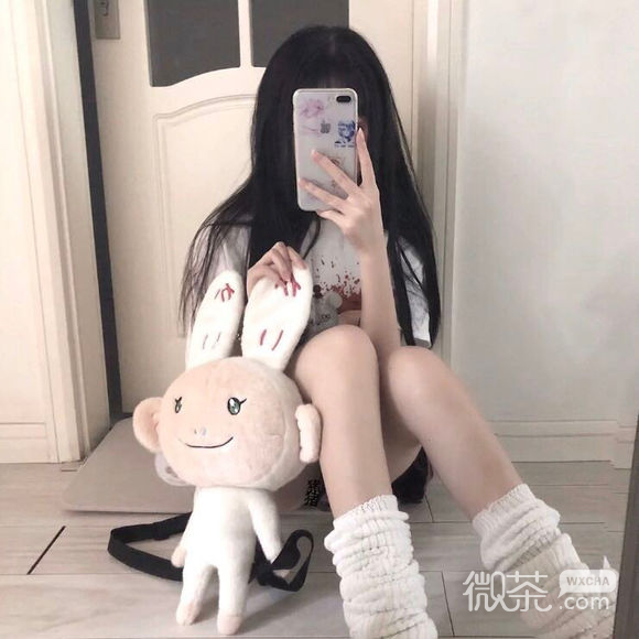 文艺成熟冷酷女生头像